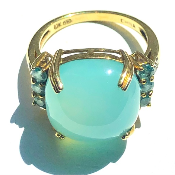 Heng Ngai Jewelry - Antique Heng Ngai Aquamarine 10K Gold, 6.7